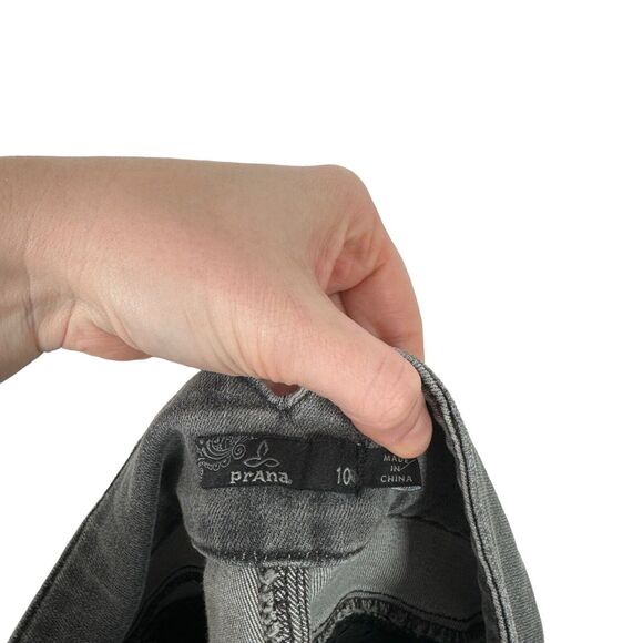 Prana Aubrey Denim Skirt Grey Charcoal Wash Modest Button Fly Womens 10 - Picture 5 of 7